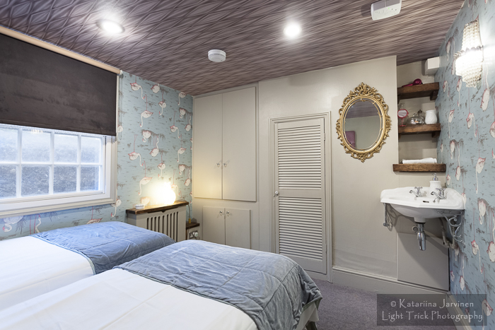 Looking Glass Cottage bedroom